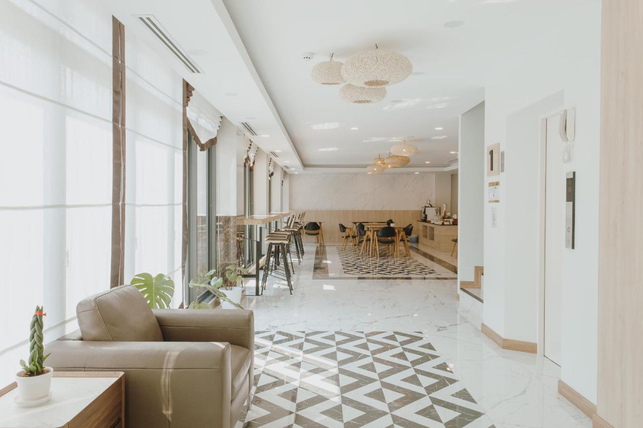 Poodson Hotel Chiangmai チエンマイ エクステリア 写真